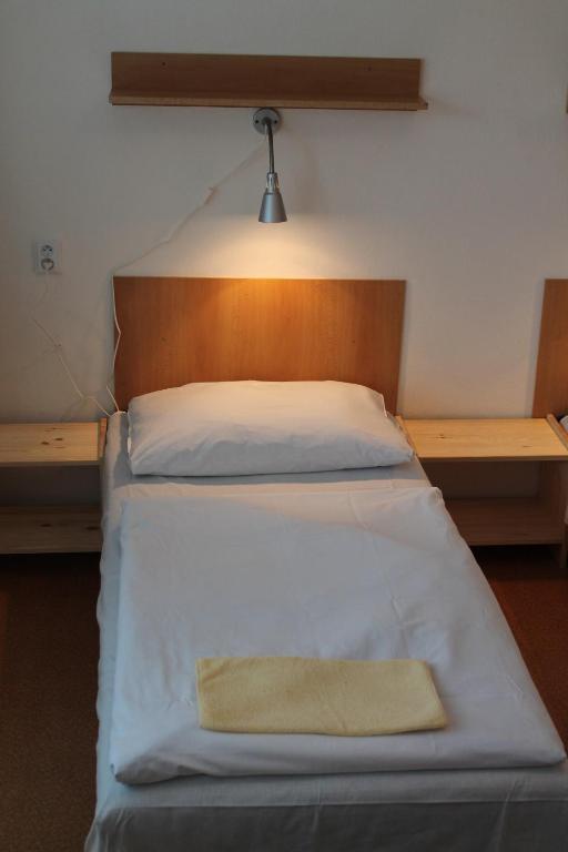 Hostel Turist Zvolen Quarto foto